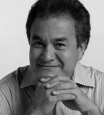 Roberto Shinyashiki  mdico psiquiatra, com especializao em Administrao de Empresas (MBA USP),  consultor organizacional, palestrante e escritor.​
