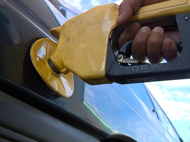 Gasolina ficou mais barata da segunda para a terceira semana de agosto.
