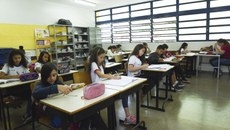 Desde maio, o governo investiu cerca de R$ 1,4 bilho em melhorias para o ensino bsico