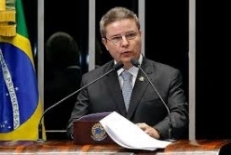 Senador Antonio Anastasia (PSDB-MG), relator do processo de impeachment na comisso especial do Senado