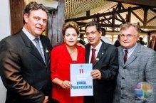 Fvaro, presidenta Dilma Roussef, Ezequiel e Era Maggi