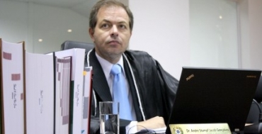 Juiz auxiliar da Propaganda Eleitoral Andr Stumpf Jacob Gonalves