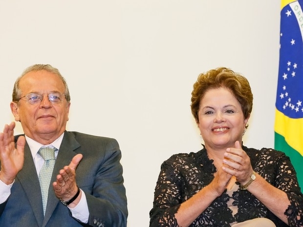 Governador do RS Tarso Genro ao lado da presidente Dilma Rousseff