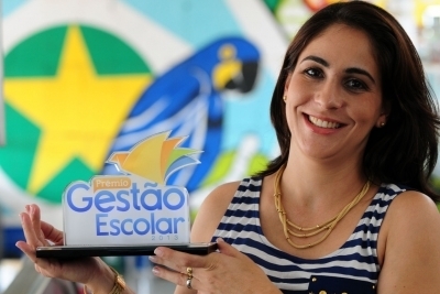 Sibeli Lopes, diretora da Escola Estadual Luza Nunes Bezerra.