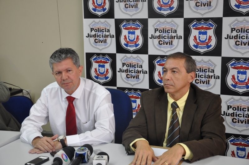 Delegado geral da Polcia Judiciria Civil, Anderson Aparecido dos Anjos Garcia, durante coletiva