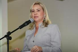 Primeira-dama e secretria de Estado de Trabalho e Assistncia Social (Setas-MT), Roseli Barbosa