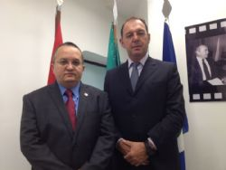 Senador Pedro Taques (PDT-MT) com o prefeito recm-empossado, Luiz Eickhoff (PDT)