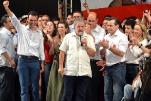 O ex-presidente Lula discursa em Cuiab: alinhamento poltico