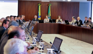Reunio de Dilma Rousseff com 36 ministros do Executivo federal, nesta segunda, no Palcio do Planalto 