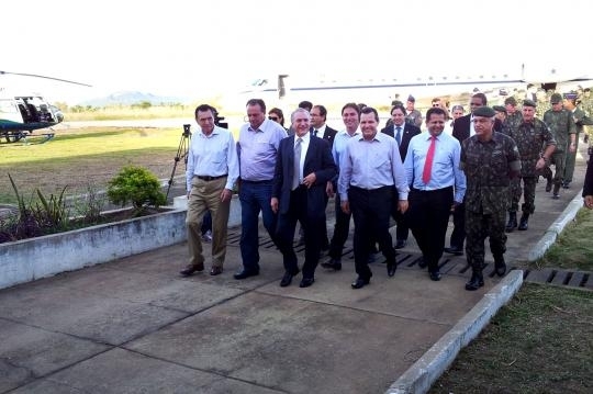 Governador Silval Barbosa e secretrios recepcionam o vice-presidente da Repblica, Michel Temer, em Cceres