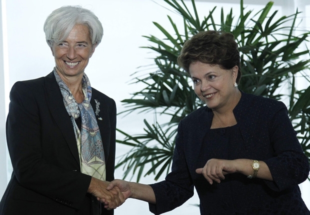 Dilma cumprimenta Lagarde, em seu gabinete, no Palcio do Planalto