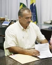 Prefeito municipal de Canarana, Walter Lopes de Faria