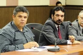 Governador em exerccio, Chico Daltro, com presidente da AMM, Meraldo Figueiredo de S