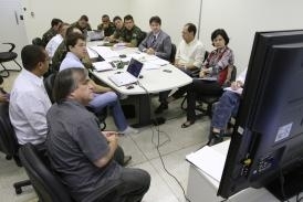 Diretor da Agecopa, Carlos Brito se reuniu com representantes do Exrcito para discutir parcerias para Copa do Mundo