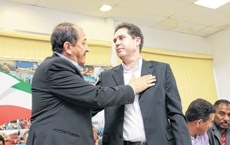 Afastado juntamente com o prefeito Murilo, Tio j teme por 2012, enquanto Madeira continua no comando da prefeitura.
