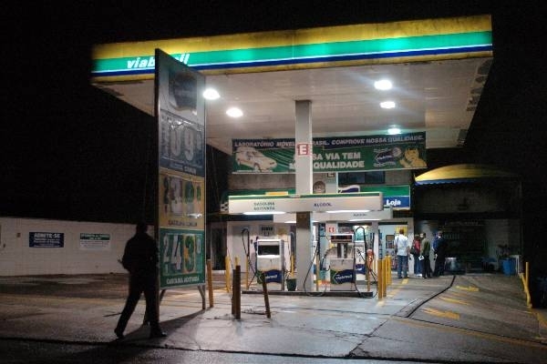 O menor preo da gasolina foi verificado na Paraba, R$ 2,56