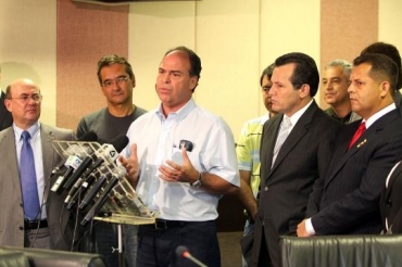 Governador Silval Barbosa e ministro da Integrao Nacional, Fernando Bezerra Coelho.