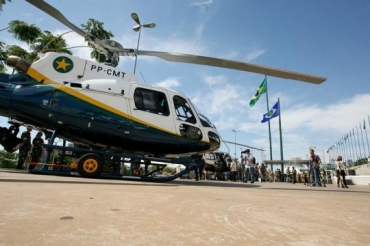 Helicptero ir decolar do Hangar do Estado, no Aeroporto Internacional Marechal Rondon, em Vrzea Grande.