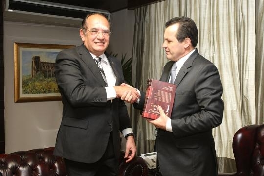 Governador Silval Barbosa recebe visita de cortesia do ministro do STF Gilmar Mendes
