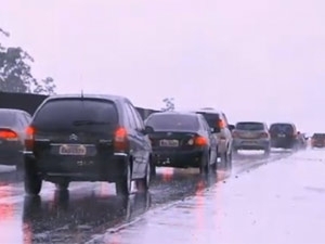 Acidentes em estradas federais deixam 117 mortos