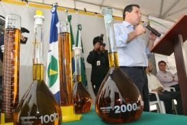 A produo de biodiesel comea com 120 metros cbicos/dia e a meta  ampliar essa capacidade em 2011.