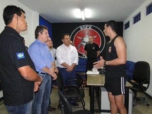 No Comando Geral, Mendes foi recebido pelo cel. Jorge Catarino Moraes Ribeiro, Comandante Geral Adjunto