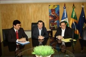 Governador Silval Barbosa recebe os prefeitos de Cuiab, Vrzea Grande, Rondonpolis e Sinop.