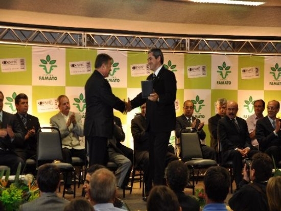Presidente da Famato, Rui Prado, encerrou a sexta edio do Encontro Internacional dos Negcios da Pecuria (Enipec)