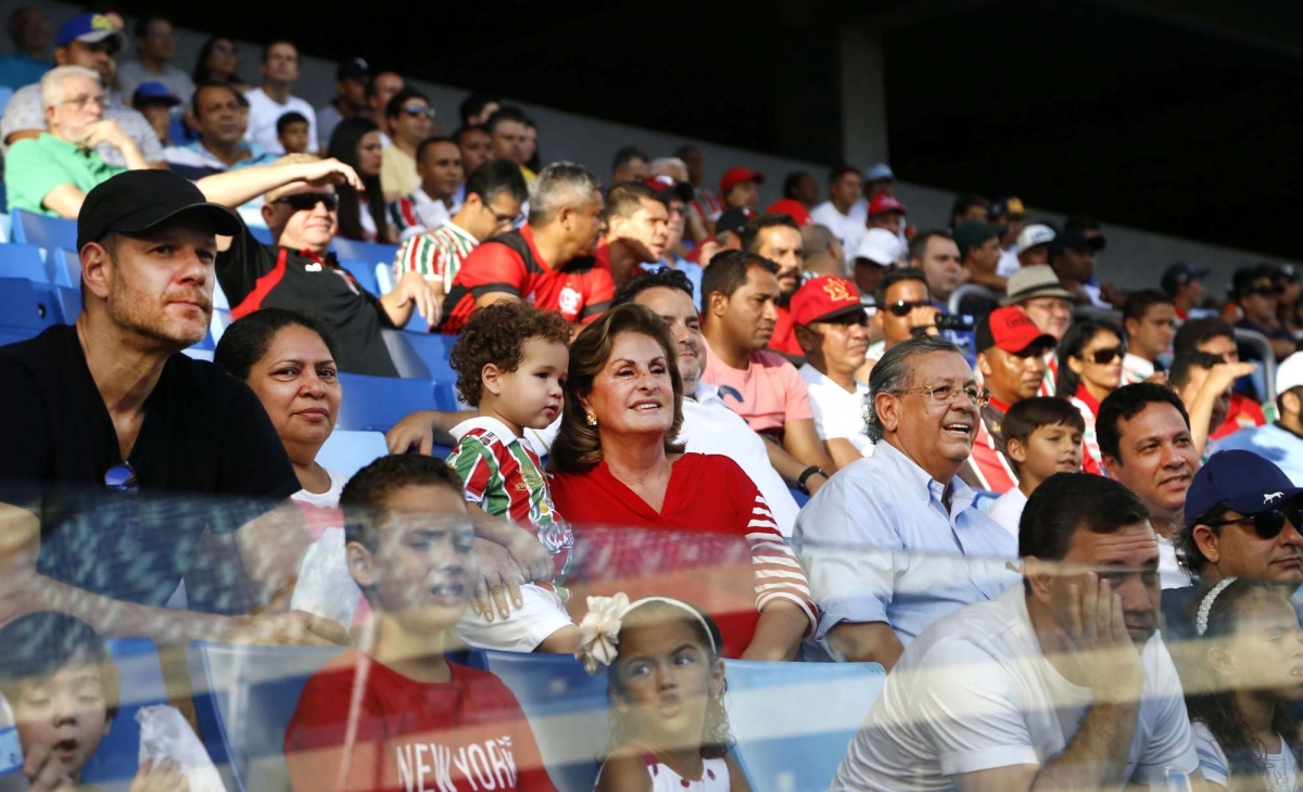 Lucimar e Jayme Campos participam da abertura do Campeonato Mato-grossense de Futebol, torcem pelo Operrio, e defendem agenda positiva pelo esporte