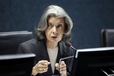 Presidente do Conselho Nacional de Justia e Supremo Tribunal Federal, Ministra Crmen Lcia.