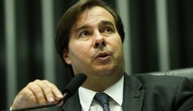 O deputado Rodrigo Maia espera encerrar ainda hoje a anlise do projeto que trata da renegociao fiscal dos estados endividados