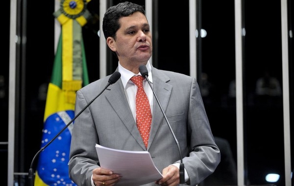 O relator da reforma trabalhista, senador Ricardo Ferrao (PSDB-ES)
