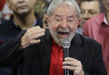 Lula foi condenado por corrupo passiva e lavagem de dinheiro. Ele discursou em SP um dia aps a divulgao da sentena