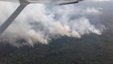 Sobrevoo de reconhecimento de Incndio Florestal 