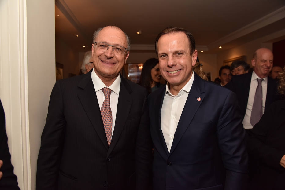 Geraldo Alckmin e Joo Doria em jantar, no dia 2 de outubro; candidatura do prefeito ao governo estadual teria a vantagem de pacificar o PSDB em So Paulo