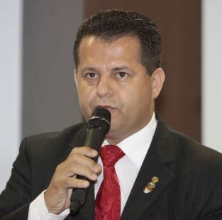 Valtenir Pereira acionou o STF para tentar invalidar deciso que anulou condenao