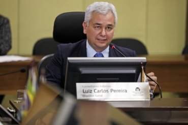 Luiz Carlos Pereira, conselheiro interino relator da medida cautelar