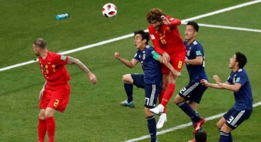Fellaini marca o gol de empate da Blgica no duelo entre belgas e japoneses - Murad Sezer/Reuters