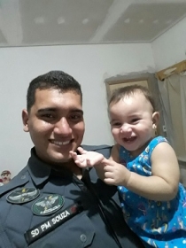 Soldado Souza e sua filha