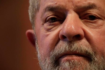  Ueslei Marcelino / Reuters Folha pede ao STF cumprimento imediato de deciso para entrevistar Lula