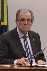O senador Dalrio Beber, autor da proposta que flexibiliza a Lei da Ficha Limpa  -  Arquivo/Agncia  Brasil