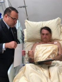 Presidente Jair Bolsonaro despacha no Hospital Albert Einstein - Divulgao/Presidncia da Repblica