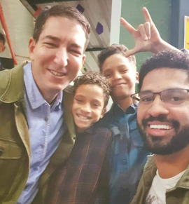 Reproduo/Instagram @davidmirandario O jornalista Glenn Greenwald  casado com o deputado David Miranda (Psol-RJ) e tem 2 filhos