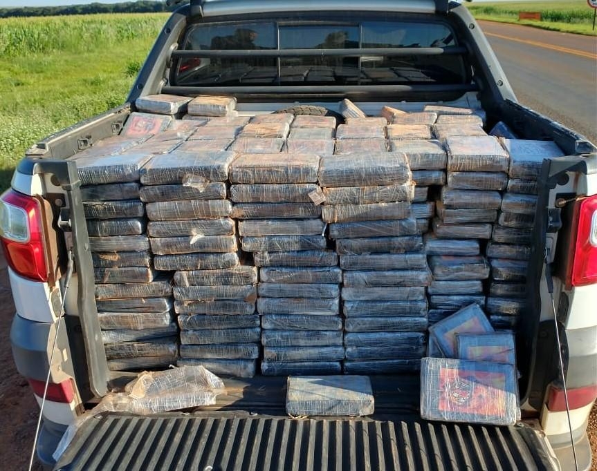 Mais de 500 kg de cocana foram apreendidos na ao - Foto: PMMT