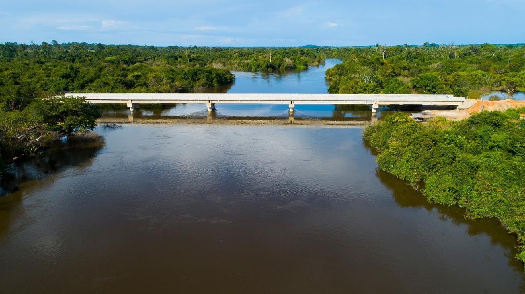 Ponte na rodovia MT-242, sobre o Rio Sangue I, localizada na divisa entre Juara e Brasnorte - Foto: Sinfra-MT