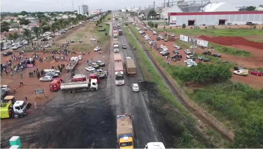 Todas as rodovias federais e estaduais em Mato Grosso tiveram o trnsito liberado - Foto: Reproduo