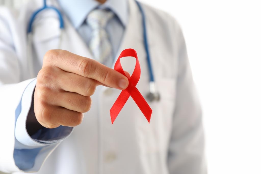 Testagem rpida para HIV  gratuita, segura e sigilosa - Foto: Adobe Stock