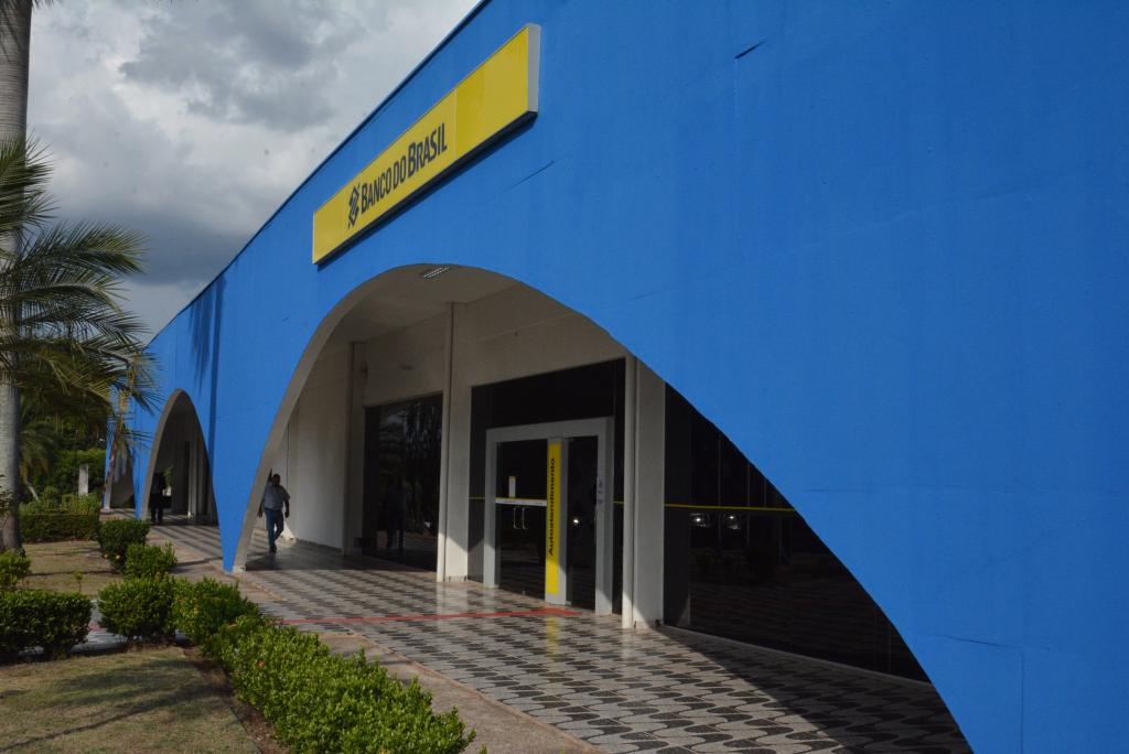Secom-MT