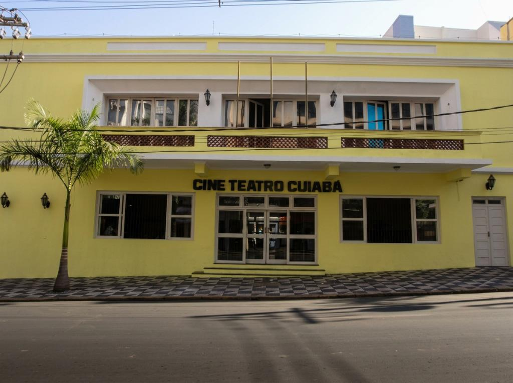 Fachada do Cine Teatro Cuiab�, na regi�o central da capital - Foto: Assessoria