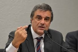 Ministro Jos Eduardo Cardozo, Advocacia Geral da Unio 